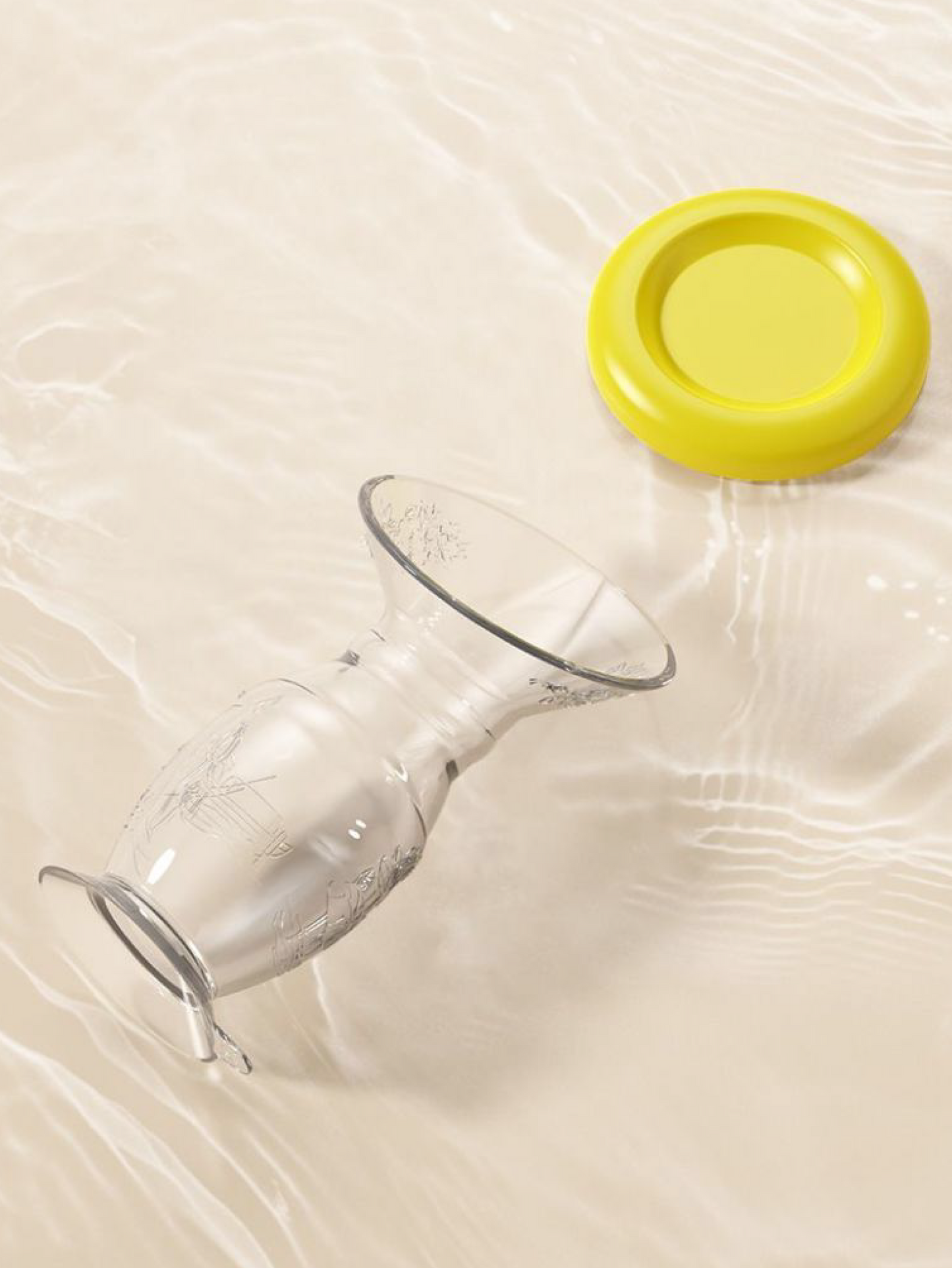 Manual Breast Pump Milk Collector Silicone BPA Free Milk Saver with Cover Food-Grade